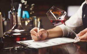 Differenza tra assaggiatore di vino e sommelier, ruoli